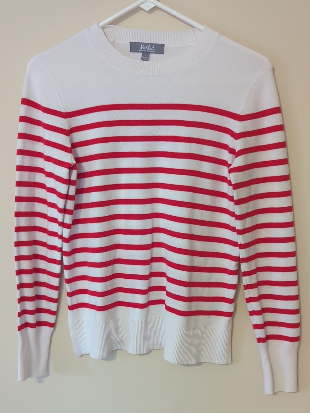 ❤️ FREE with Bundle ❤️ Marled Red And White Striped Sweater Where's Waldo Wenda